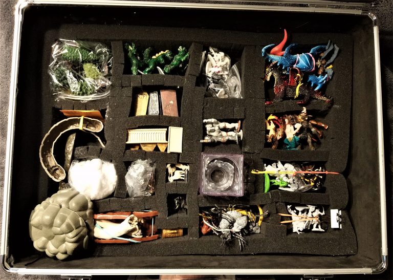 Dungeons & Dragons 101: Making Your Own Dungeon Master Kit - TwoMixers