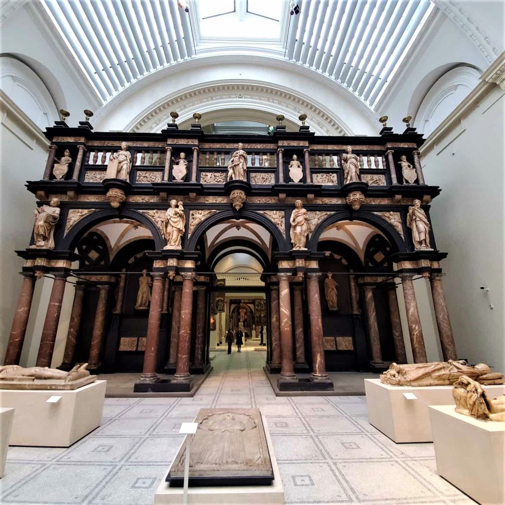 Statue Collection at the Victoria and Albert Museum in London